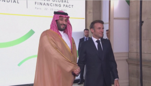 Саммит по глобальному финансовому пакту начался в Париже