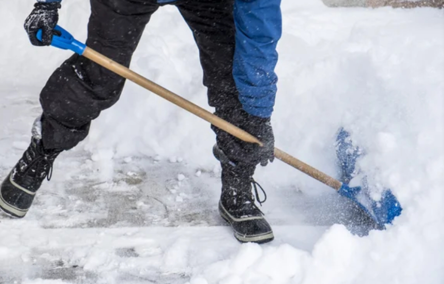 Более 3000 дорожных рабочих привлечены к уборке снега в Астане