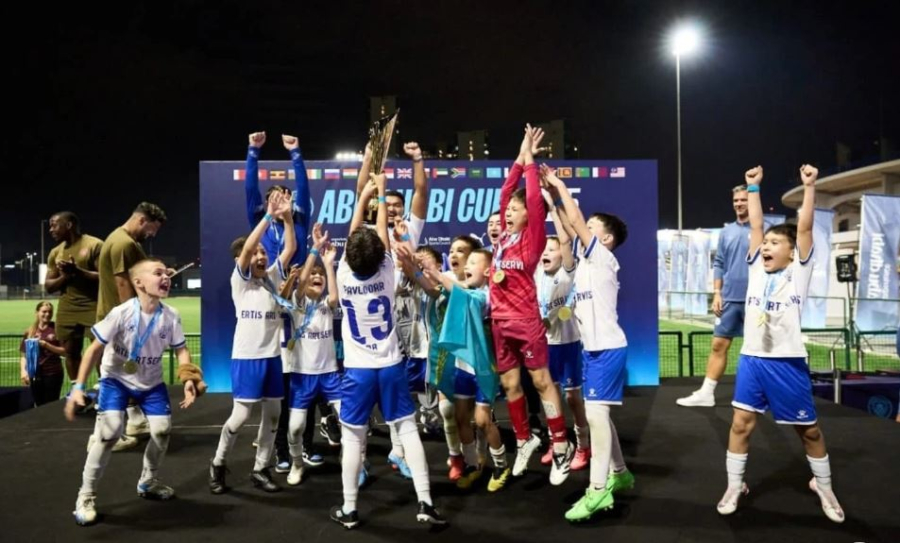 Павлодарлық жас футболшылар Abu Dhabi Cup кубогының иегері атанды