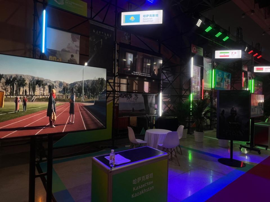 Казахстан представил свои фильмы на кинофестивале стран ШОС