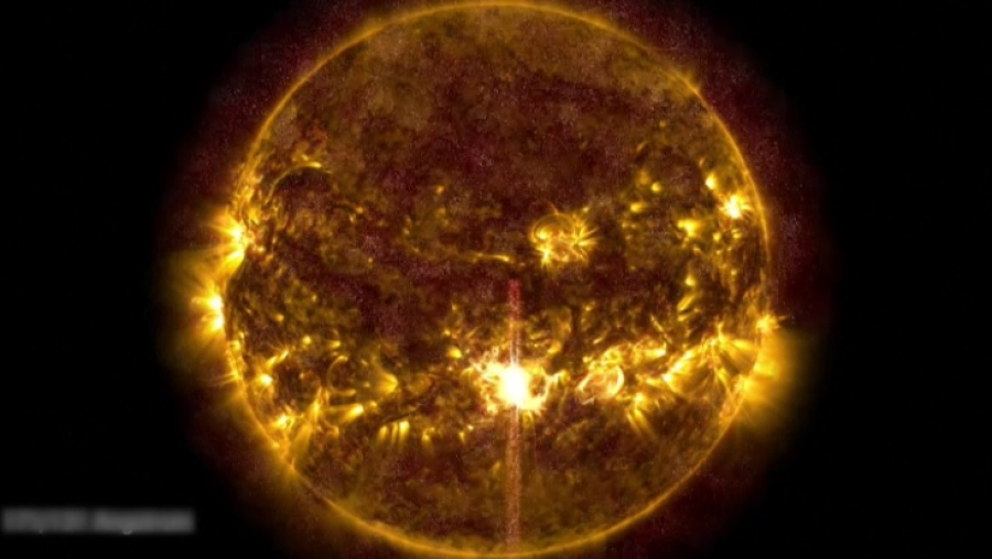Зафиксирована крупнейшая за два месяца вспышка на Солнце