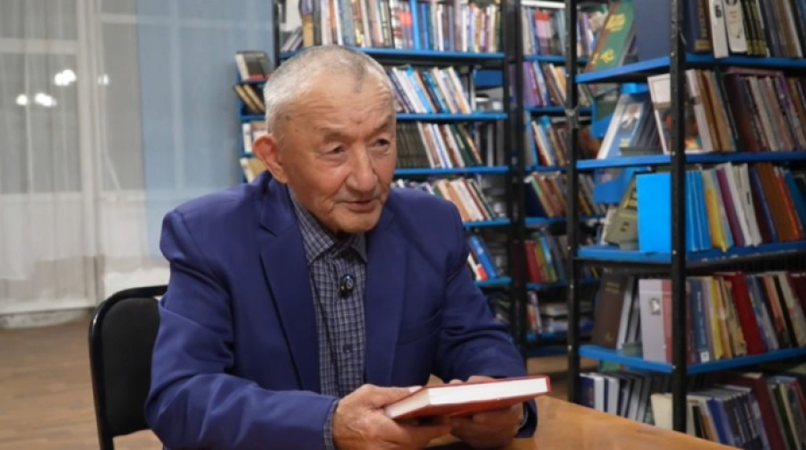 Сельчанин из Карагандинской области прочитал 20 тысяч книг