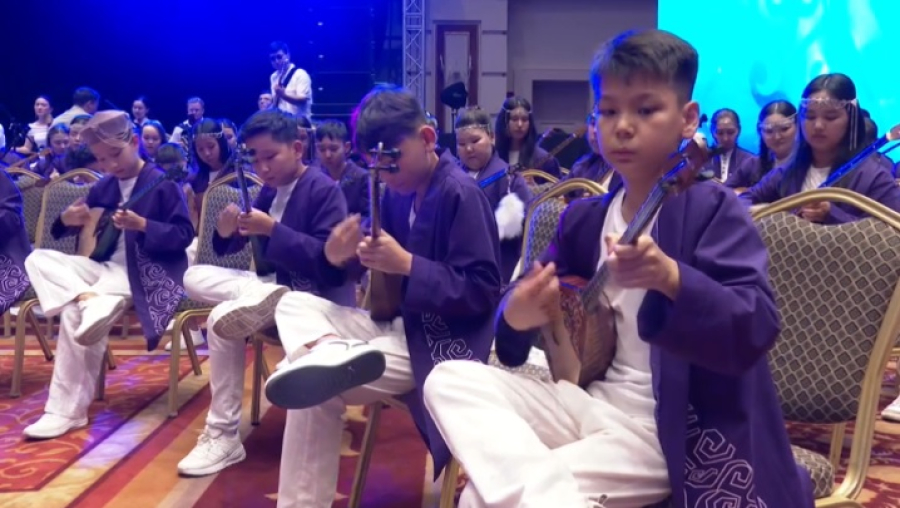 Концерт организовали в столице ко Дню домбры