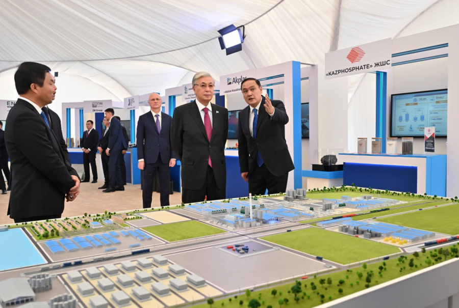 Президент «Тараз» шағын индустриалдық аймағын аралап көрді