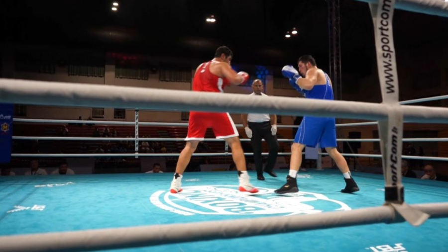 Казахстан завоевал седьмое золото чемпионата мира по боксу