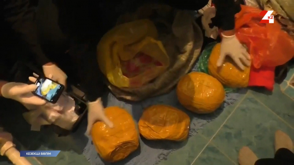 Тараздық әйел туыстарын есірткіге тәуелді етпекші болды