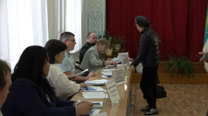 Опрос среди проголосовавших проводят на участках в Петропавловске