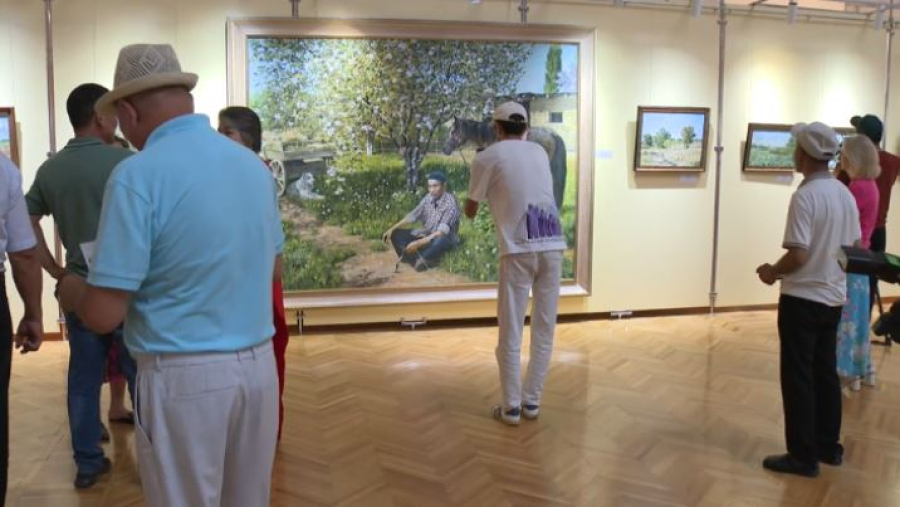 Алматыда суретші А. Тампиевтің жеке көрмесі ашылды