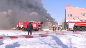 Крупный пожар на складе в Алматы потушен