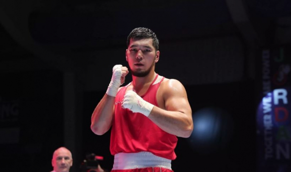 Боксшы Айбек Оралбай Олимпиадада ширек финалға шықты