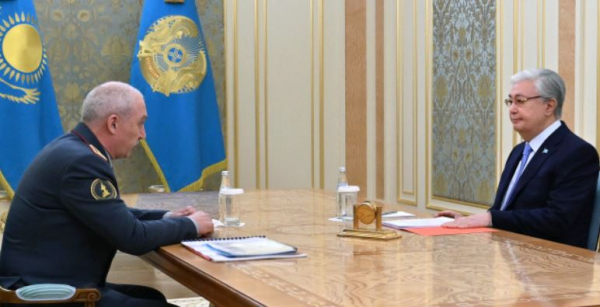 Президент Қорғаныс министрін қабылдады