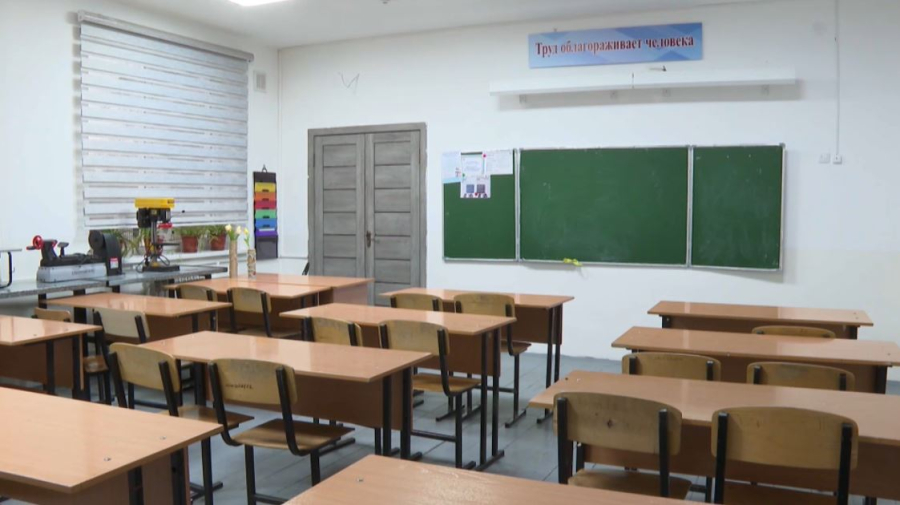 Некоторые школы РК перевели на онлайн-обучение