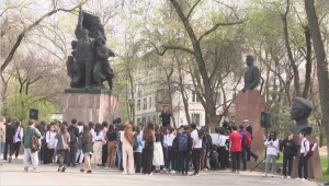 Митинг в Алматы: молодежь призвали быть культурной