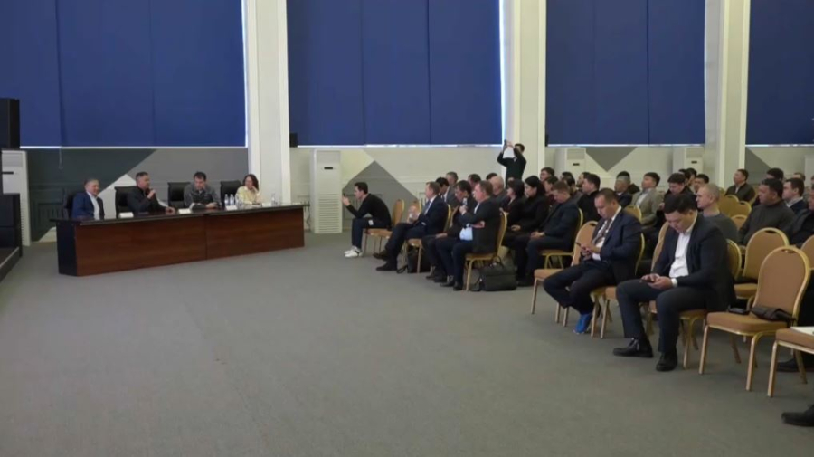 В Карагандинской области разъясняют проект новой Конституции