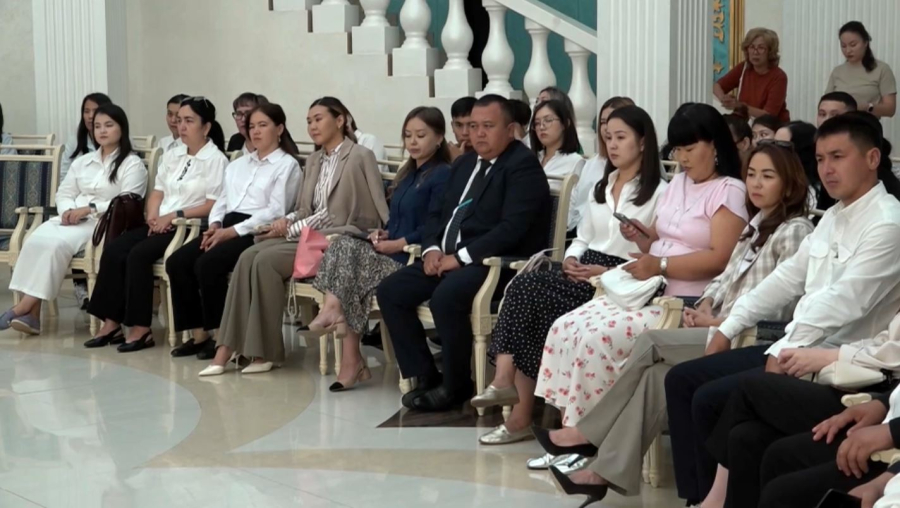 Оралда жас педагогтер слёті өтті