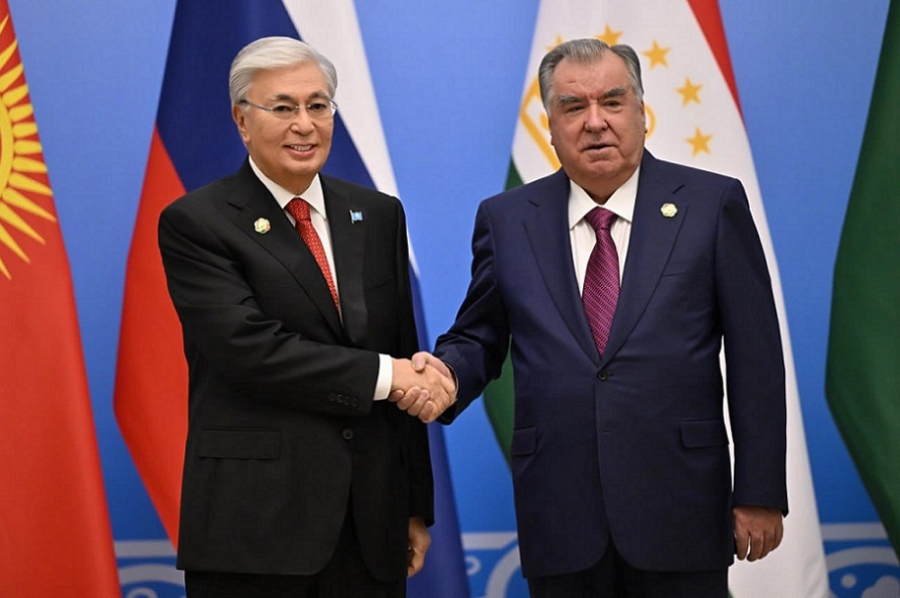 Токаев прибыл во Дворец приемов для участия в саммите «ЦА – РФ»