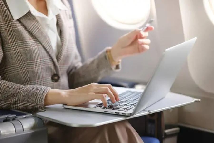 Семь самолётов в Казахстане подключат к интернету