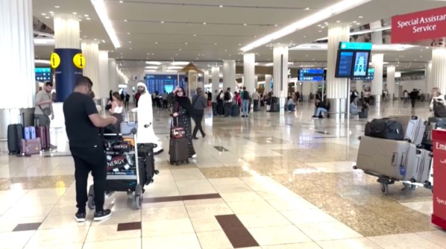 Сотни рейсов отменены на Ближнем Востоке