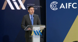 Около $370 млн привлекла Air Astana на IPO
