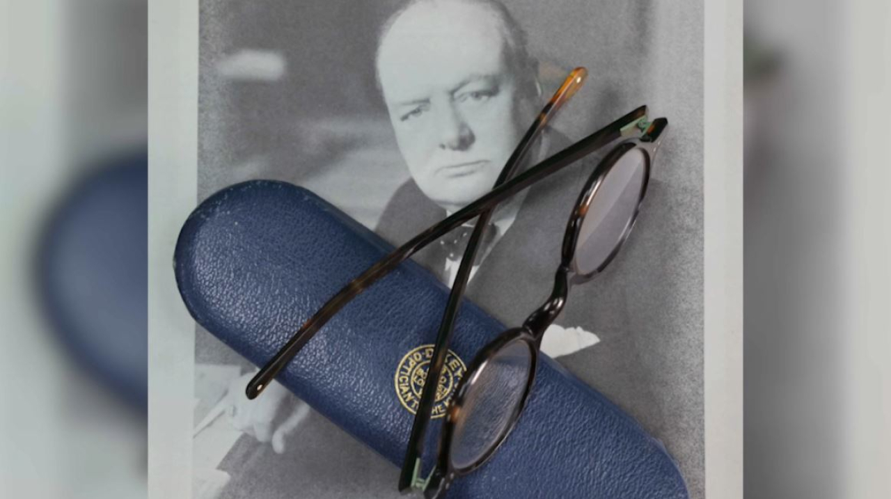 Очки Черчилля выставили на продажу за £60 тысяч