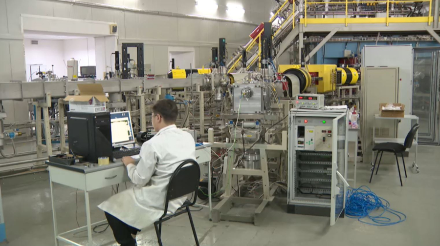 Институт ядерной физики готовит кадры для АЭС