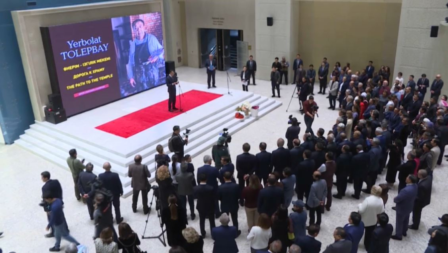 Ұлттық музейде Ерболат Төлепбайдың көрмесі ашылды