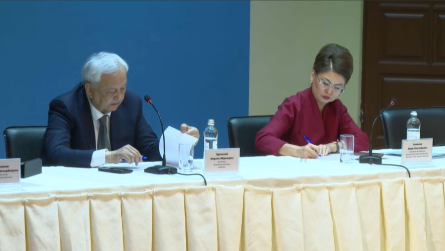 Зиялы қауым өкілдері жаңа Конституция жобасын қолдауға шақырды