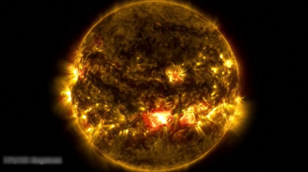 На Солнце произошла мощная вспышка класса X