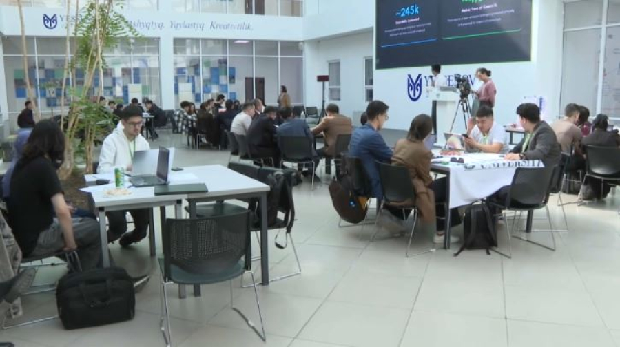 Ақтауда «Хакатон - жарқын идеялар» байқауы өтіп жатыр