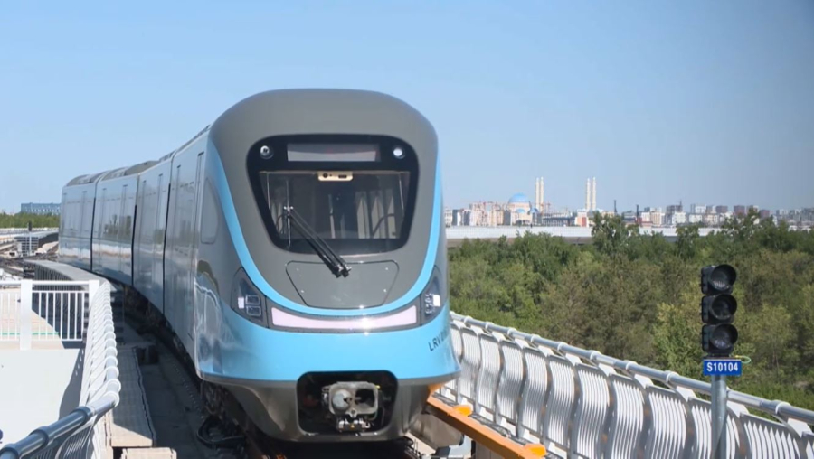 LRT желісінде жолаушылар қауіпсіздік ережелерін бұзды