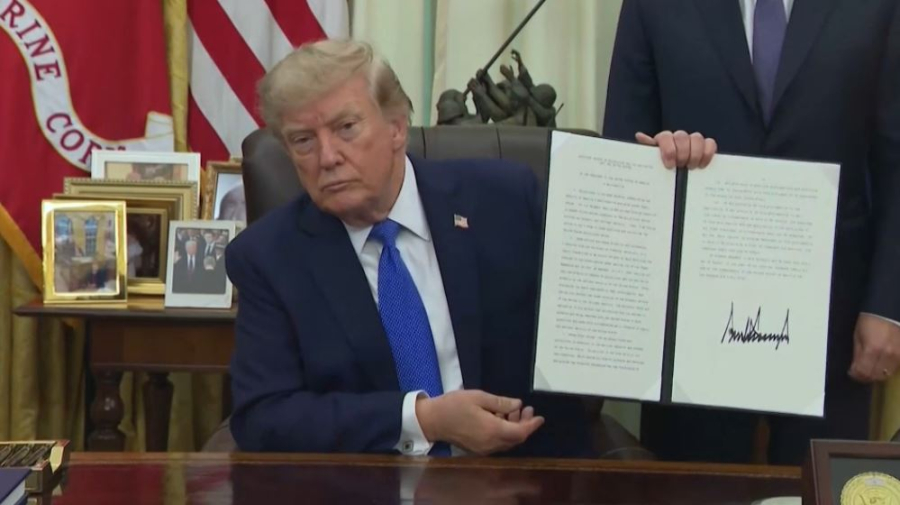 Трамп запретил «родильный» туризм
