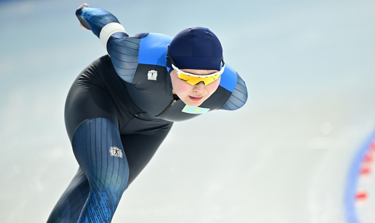 Казахстанская конькобежка завоевала 4 медали ЮЧМ и вошла в историю