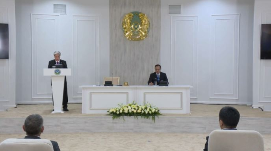 Президент обсудил развитие Жамбылской области и меры поддержки бизнеса