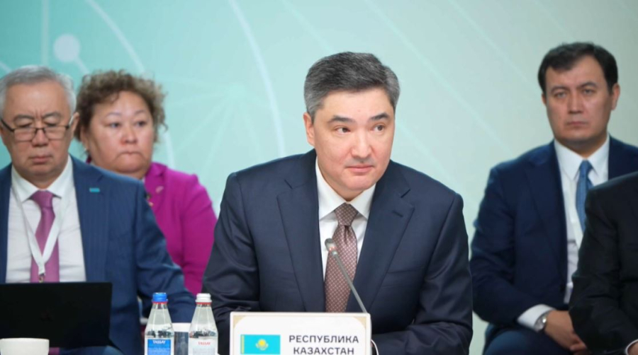 Бектенов предложил создать платформу координации грузопотоков ЕАЭС на базе ИИ