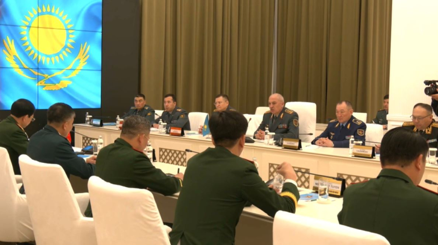 Қазақстан-Вьетнам Қорғаныс министрлері екіжақты ынтымақтастық мәселелерін талқылады
