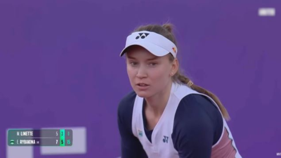 Елена Рыбакина вышла в полуфинал турнира в Страсбурге