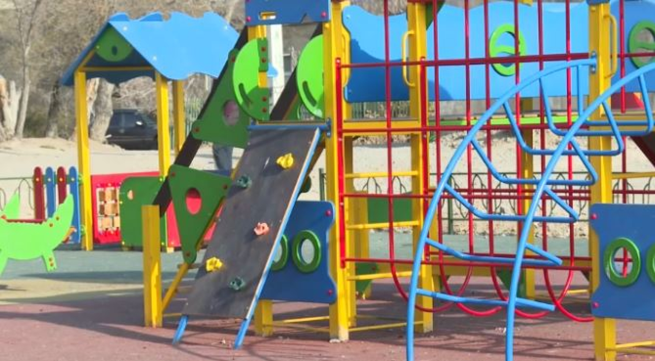 Сәтбаевта ойын алаңдары жаңарды