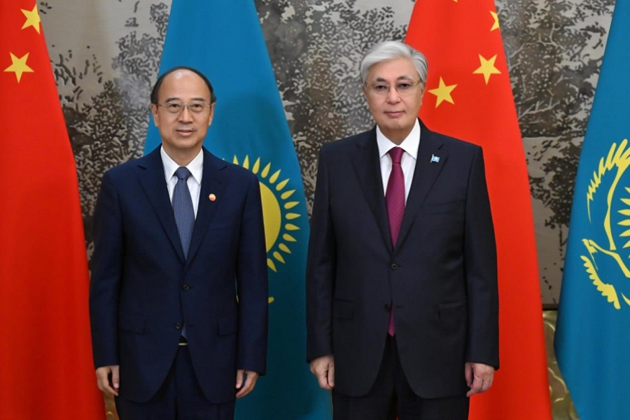 Токаев встретился с председателем совета директоров CNPC