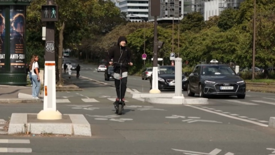 Правила пользования электросамокатами в разных странах