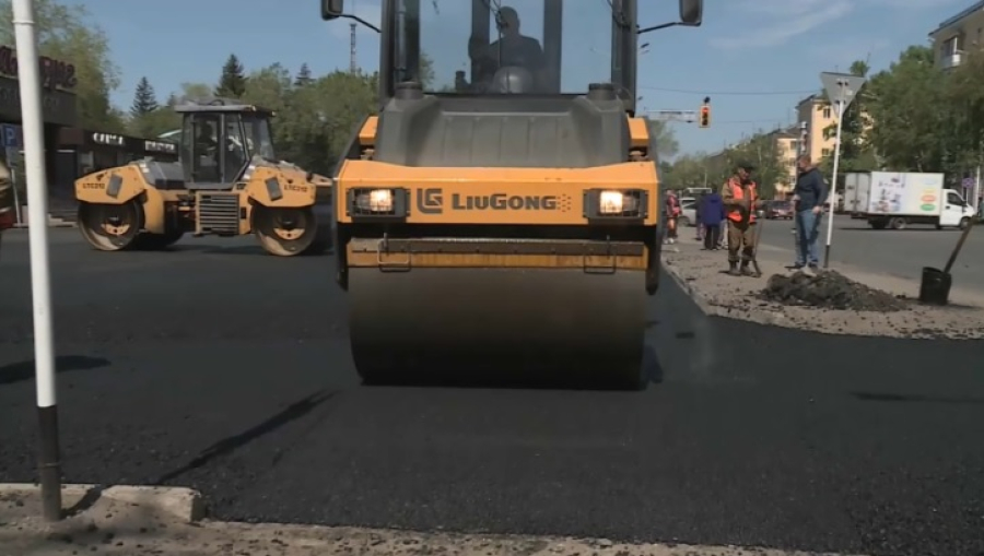 «Растаявший» весной асфальт заменят в Усть-Каменогорске