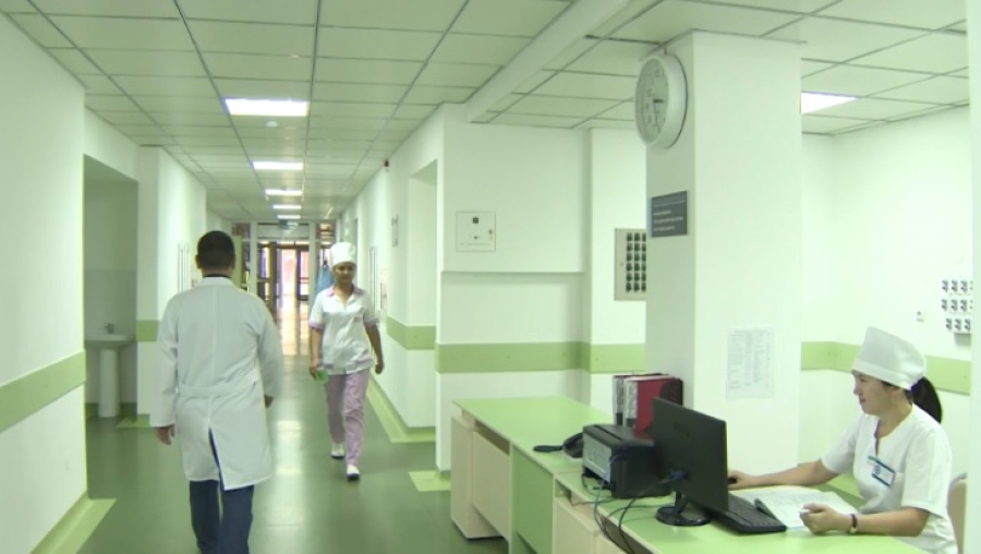 Школьницы идут на поправку после ДТП в Алматы