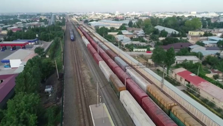 Ел аумағынан 13 халықаралық көлік дәлізі өтеді