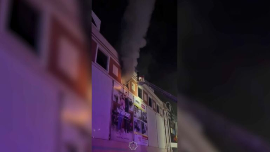 Қарағандыдағы сауда орталығында өрт шықты