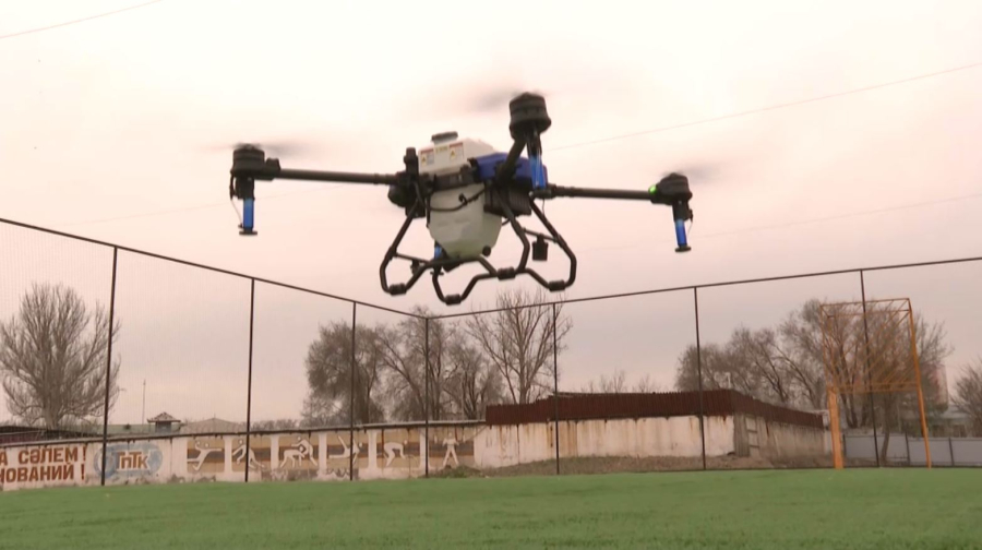 Талдықорғанда студенттер дрон құрастырып жатыр