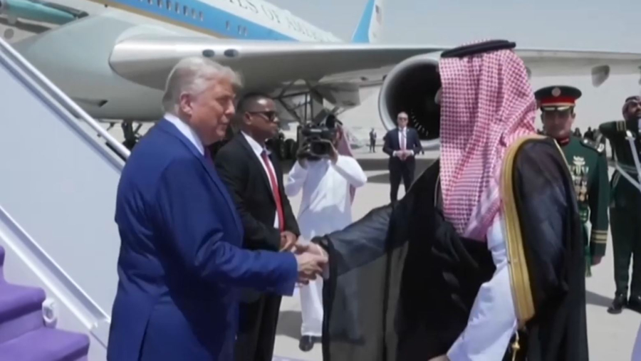 Д. Трамп Сауд Арабиясына сапарлап барды