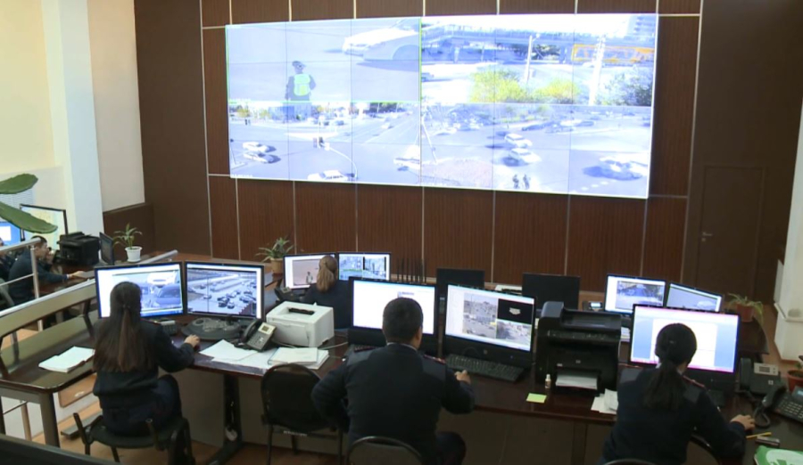 Атыраулық полицейлер ₸2 млн айыппұлы бар көлік иесін ұстады