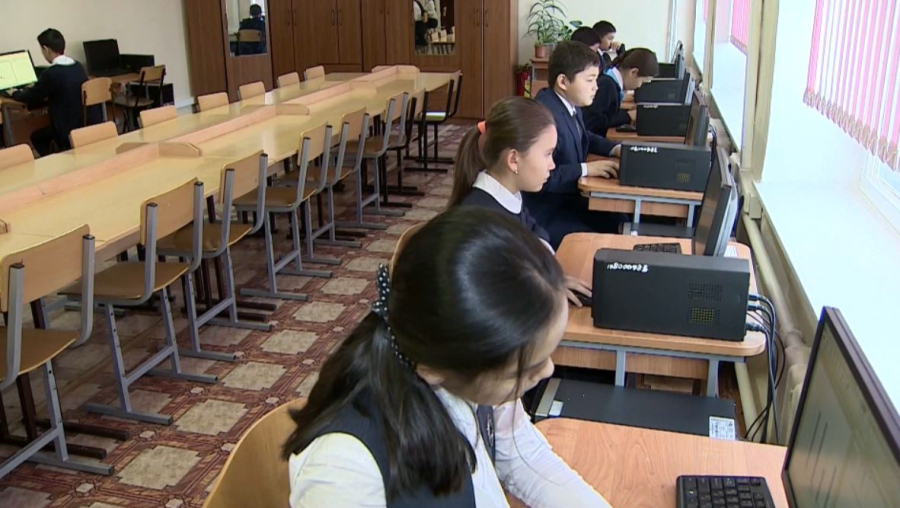 Қазақстан мектептеріне жасанды интеллект технологиялары енгізіледі