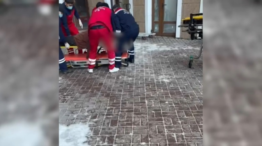 Рабочий погиб при падении лифта в столичном ЖК