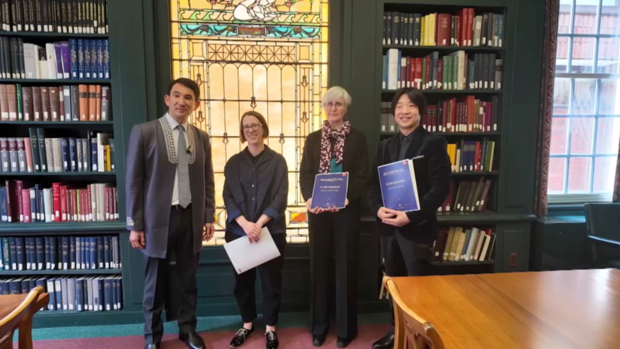 Қазақ музыкасының партитурасы Гарвард университетінің қорына табысталды