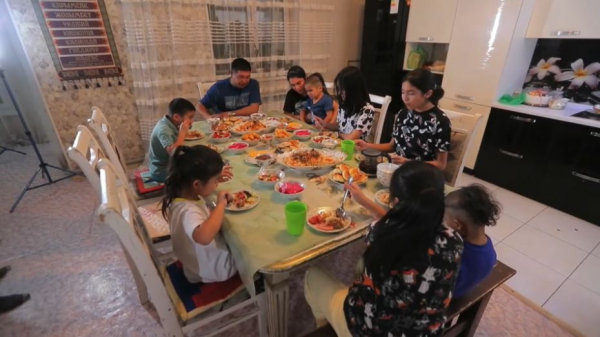 Каждая пятая новая семья в Казахстане – интернациональная